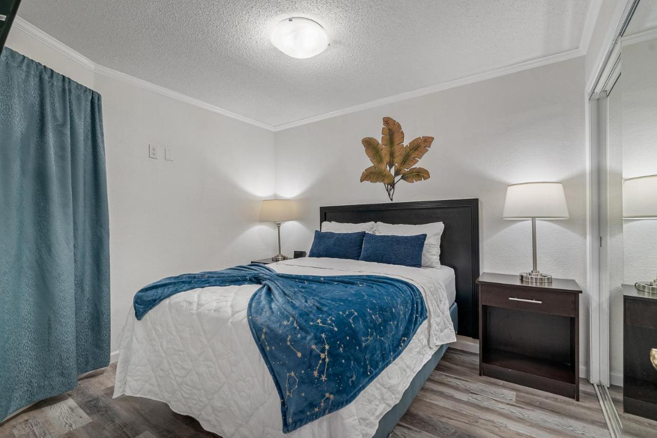 Wake Up To Ocean Views From Your Private Balcony Tampa Bagian luar foto