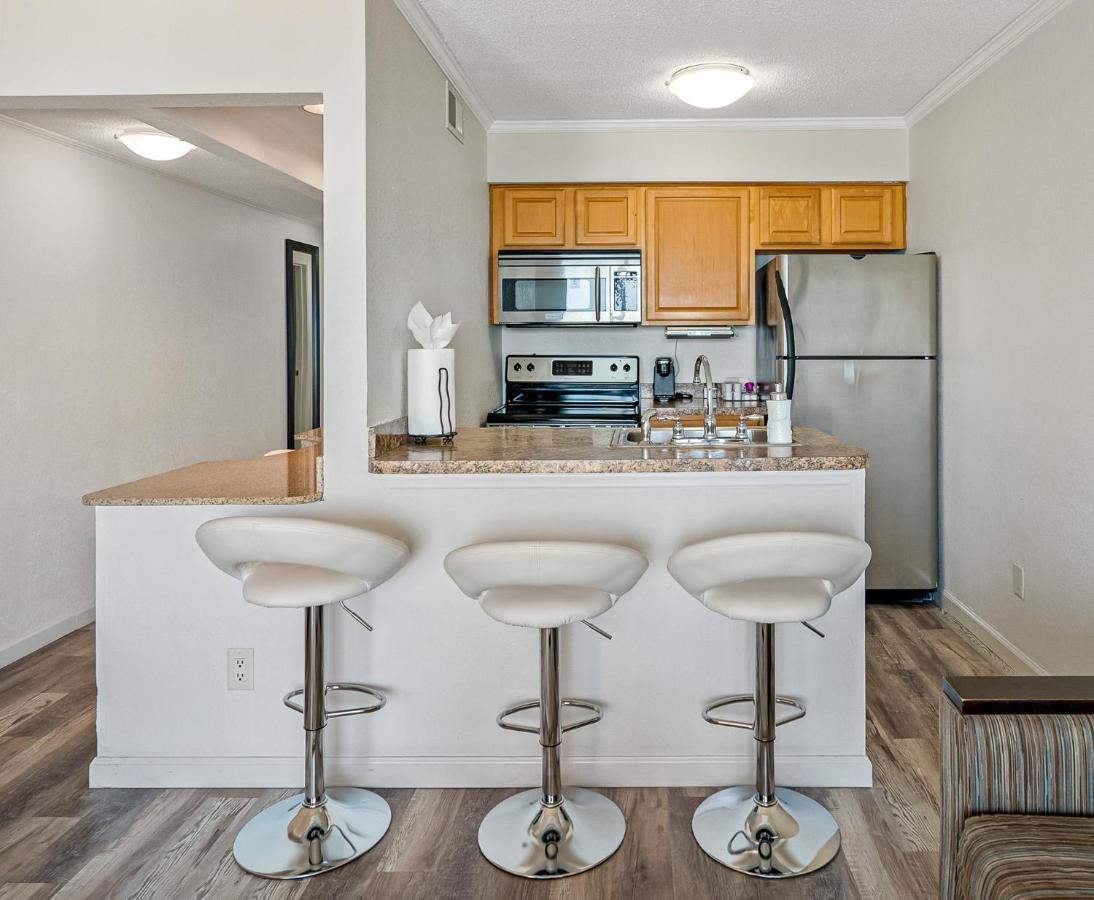 Wake Up To Ocean Views From Your Private Balcony Tampa Bagian luar foto