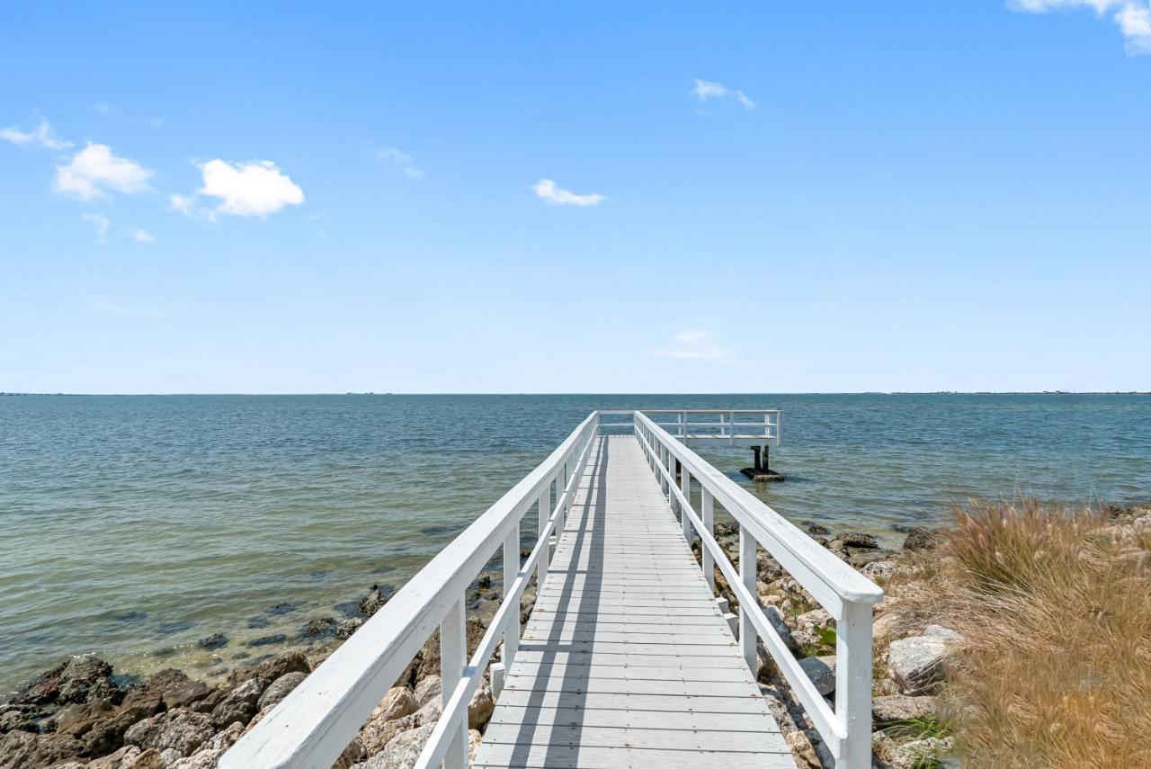 Wake Up To Ocean Views From Your Private Balcony Tampa Bagian luar foto
